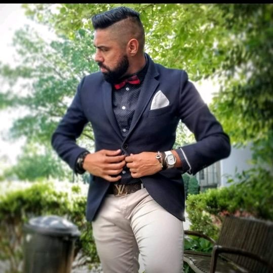 Profile Picture of Alexandre Lizama (@alexandrelizama) on Tiktok