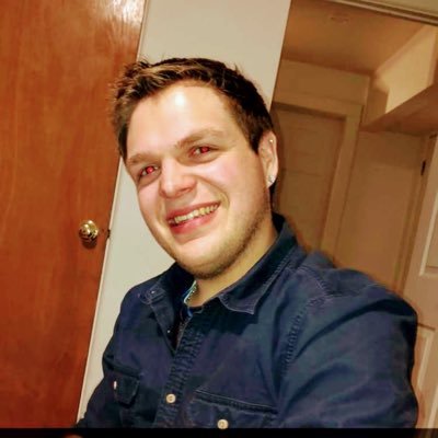 Profile Picture of Danny Bronson (@exceedinggecko) on Twitter