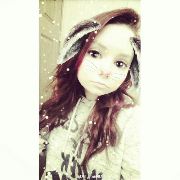 Mckyla Swetland - Poshmark Profile Picture of Mckyla Swetland (@krswetland) on Poshmark