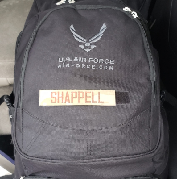 Michaelene Wassel-shappell - Poshmark Profile Picture of Michaelene Wassel-shappell (@michaelene71) on Poshmark