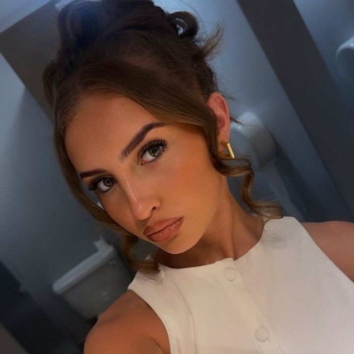 Profile Picture of Brooke Devlin (@bbrookeddevlin) on Tiktok