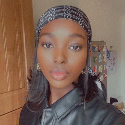 Profile Picture of Steph  ✨ (@thedrstephanie) on Twitter
