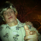 Profile Picture of Andrew Follette (@sleazy_pot_pie) on Youtube