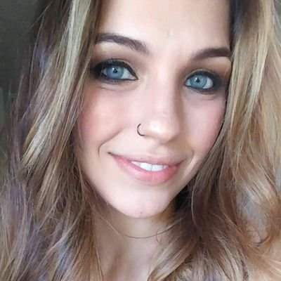 Profile Picture of Ashlee Danielle (@AshleeDaniell11) on Twitter