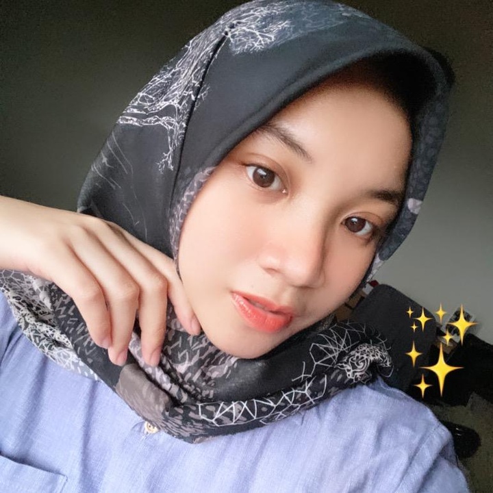 Profile Picture of Lisa Harviani (@lisasil10) on Tiktok