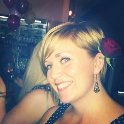 Profile Picture of Holly Booth(Edmunds) (@Holzdolz84) on Twitter