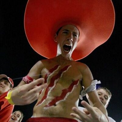 Profile Picture of Mike Brown (@SweezyBreezy3) on Twitter