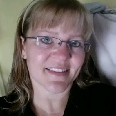 Profile Picture of Amy Schenk (@aryanschenk) on Twitter