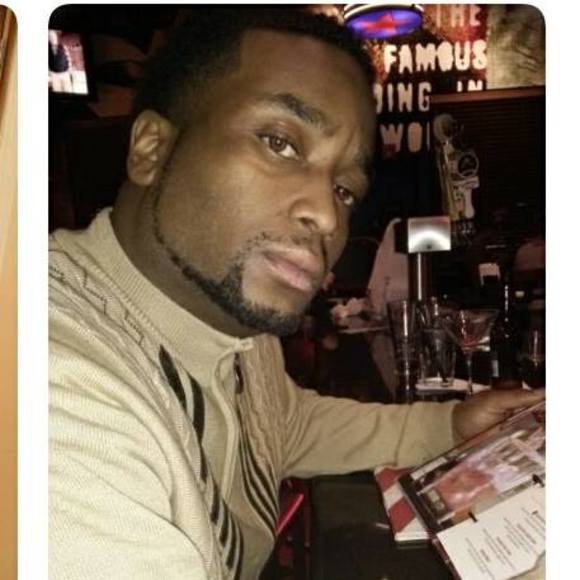 Profile Picture of Jason Cherry (@jaycherry) on Poshmark