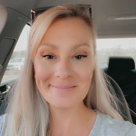 Profile Picture of Melissa Tepperman (@orchidswild74) on Poshmark