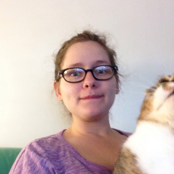 Danielle Gaarder - Poshmark Profile Picture of Danielle Gaarder (@ellemenoh) on Poshmark