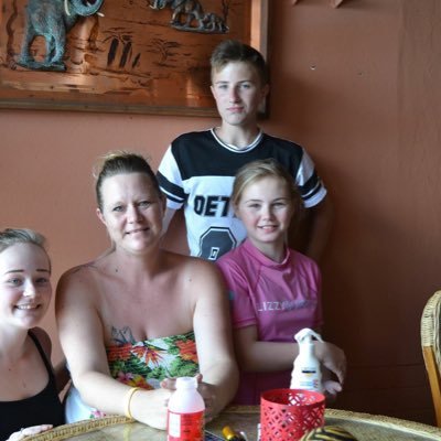 Profile Picture of Isabelle Wright (@Isabell122345) on Twitter