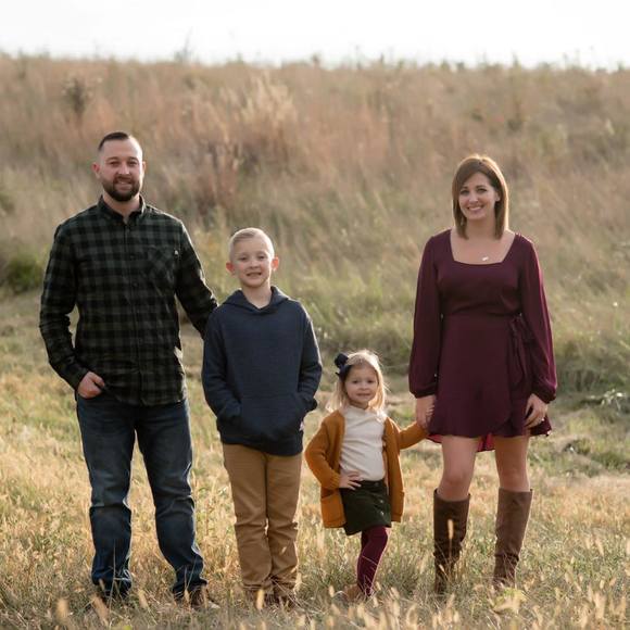 Profile Picture of Kim Hainley (@khainley09) on Poshmark