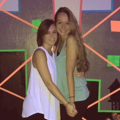 Profile Picture of Rachel Holliday (@hppyhollidays) on Twitter