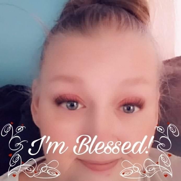 Profile Picture of Robin Parker (@wyattsmimi) on Poshmark