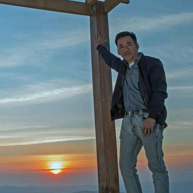 Profile Picture of John Heinn (@2kheinn) on Tiktok