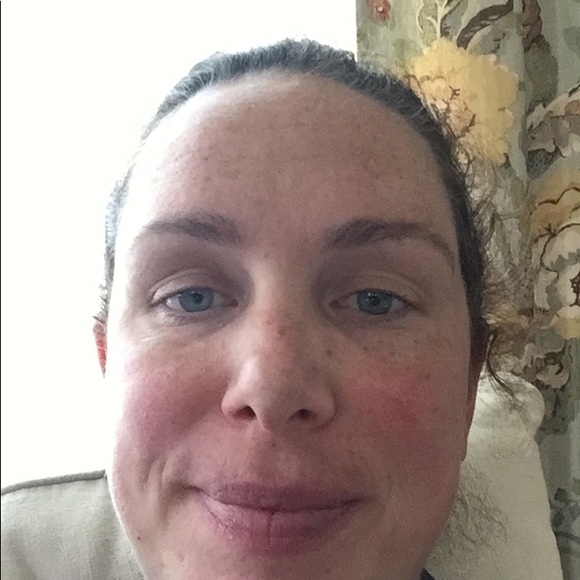 Profile Picture of Melissa Merritt (@rowmoose) on Poshmark