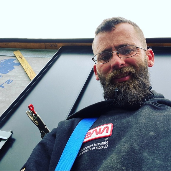 Matthew Cumming - Poshmark Profile Picture of Matthew Cumming (@matthew_cumming) on Poshmark