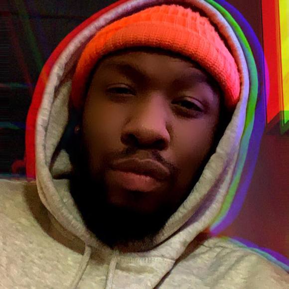 Profile Picture of Sean Harrell (@sav24age) on Poshmark