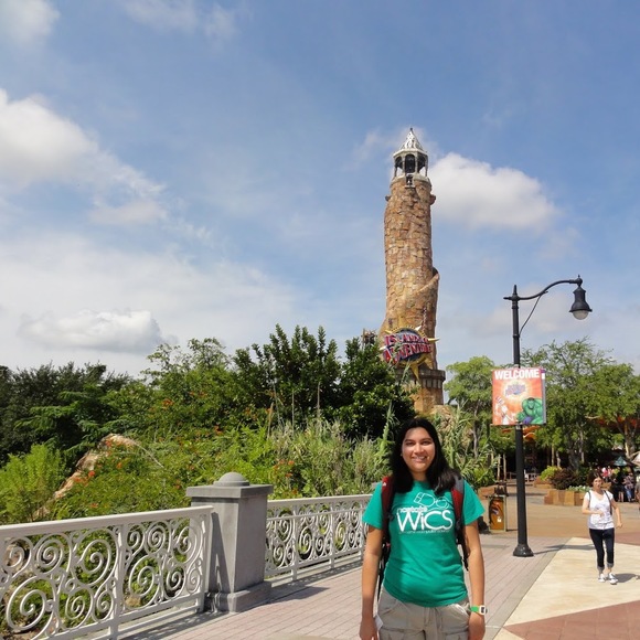 Andrea Villanes - Poshmark Profile Picture of Andrea Villanes (@andrealima84) on Poshmark