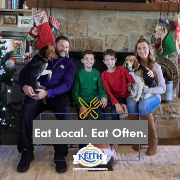 Profile Picture of Jon Treadaway (@treadawayjonat) on Poshmark