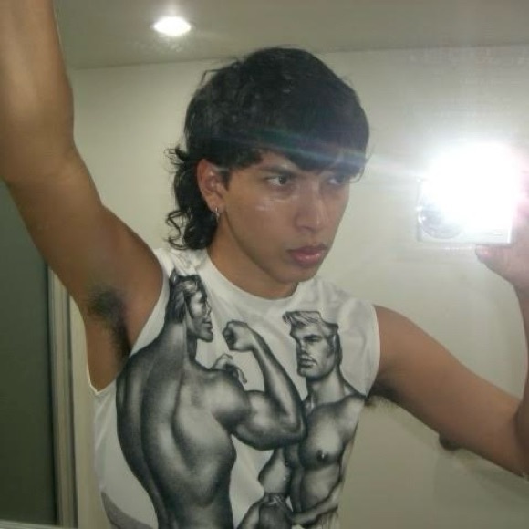 Profile Picture of Adrian Echeverria (@its_adrriiaan) on Poshmark