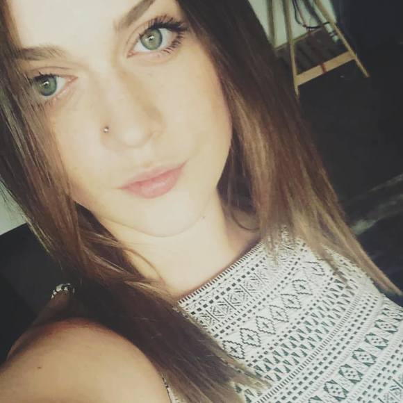 Emily Triffo - Poshmark Profile Picture of Emily Triffo (@emilyctriffo) on Poshmark