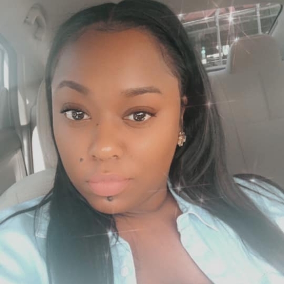Profile Picture of Chasity Mobley (@chantae29092) on Poshmark