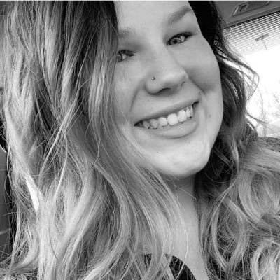 Profile Picture of Amanda Brothers (@amandambrothers) on Twitter