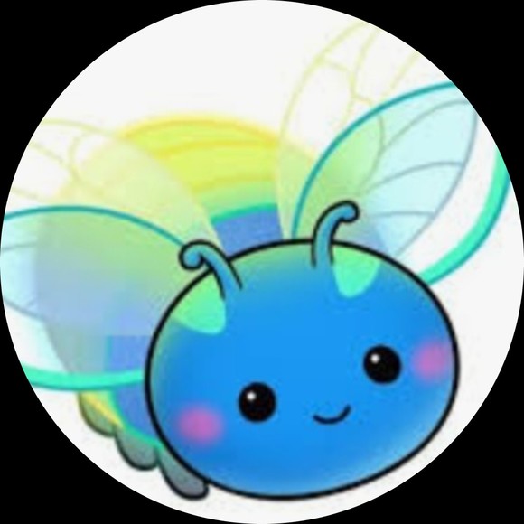 Profile Picture of Shalee Espanol (@june_bug_22) on Poshmark