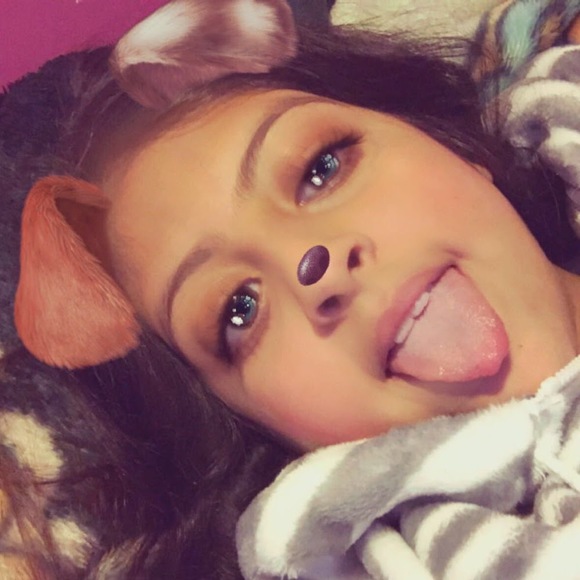 Takis Girl - Poshmark Profile Picture of Takis Girl (@takisgirl) on Poshmark