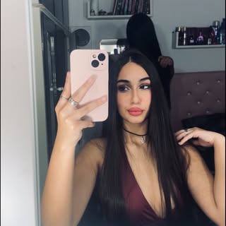 Profile Picture of 𝐃𝐞𝐥𝐟𝐢𝐧𝐚 (@_delfinalvarez) on Instagram