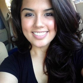 Profile Picture of Laura Olvera (@lolvera15) on Pinterest