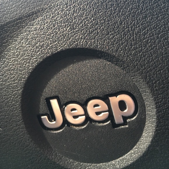 Profile Picture of James Statler (@jstatler) on Poshmark