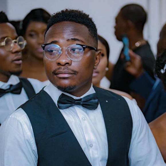 Profile Picture of Isaac Nguba mulande (@isaacnguba67) on Poshmark