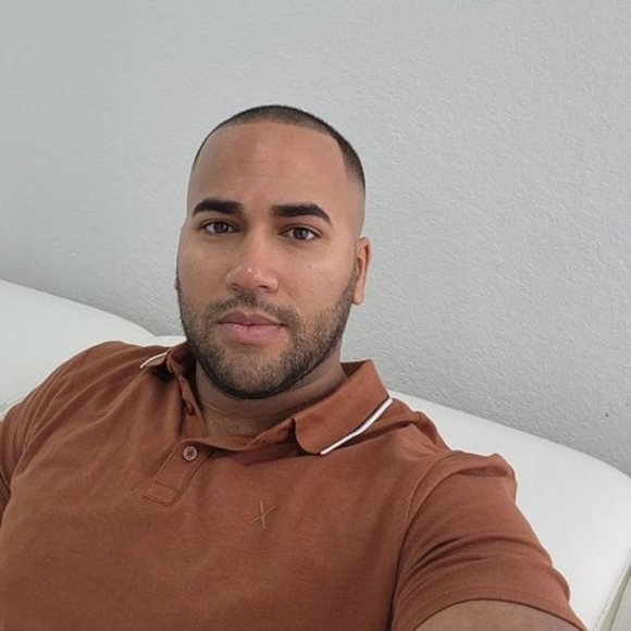 Profile Picture of Alberto manuel Calzada betancourt (@calzada271989) on Poshmark