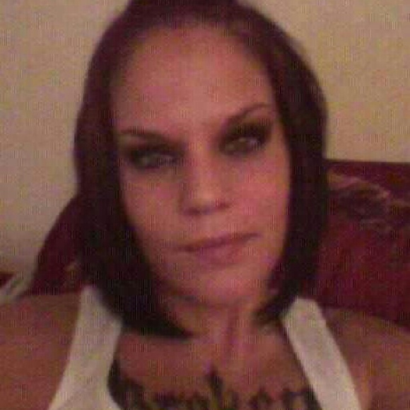 Profile Picture of Amanda Jarred (@amandanicole333) on Poshmark