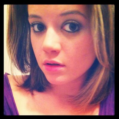 Profile Picture of Bianca Eckhoff (@beel0vely16) on Twitter