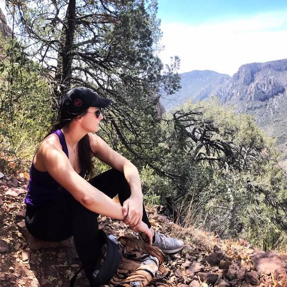 Profile Picture of Sarah Rees (@sarahashleyhere) on Poshmark