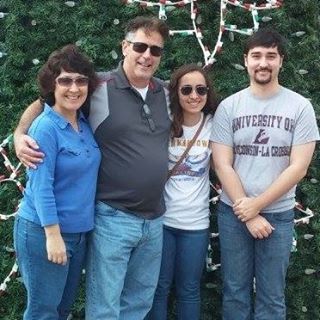 Profile Picture of Terri Wedal (@terri.wedal) on Facebook