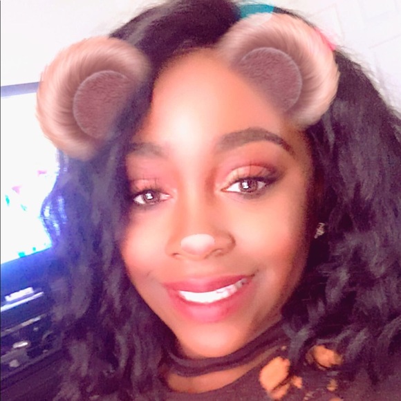 Profile Picture of Brittany Harrison (@joolsed) on Poshmark