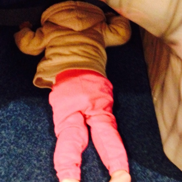 Profile Picture of Cindy Tong (@emmamama626) on Poshmark