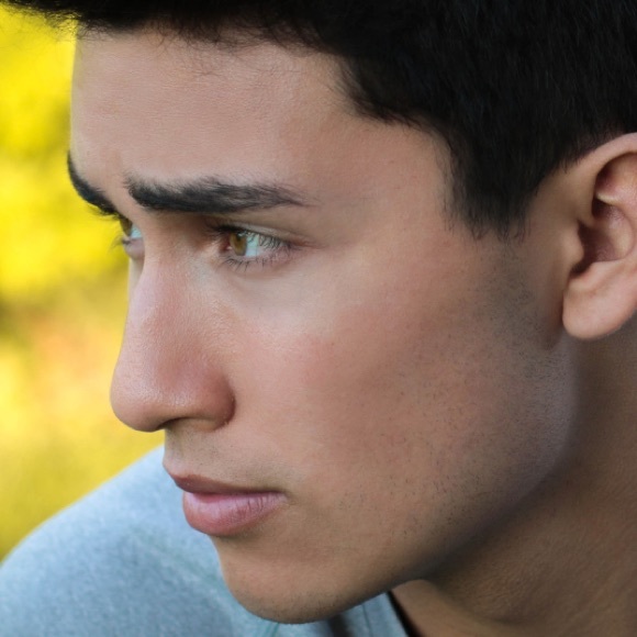 Claudio Rivera - Poshmark Profile Picture of Claudio Rivera (@claudiorivera99) on Poshmark