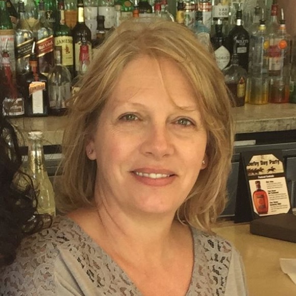 Profile Picture of Jean Obrien (@jeanob5) on Poshmark