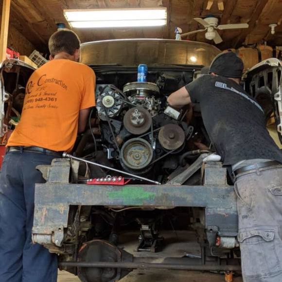 Profile Picture of James Kubek ii (@kjames651) on Poshmark