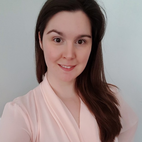 Profile Picture of Francine Braese (@abrazenfancy) on Poshmark