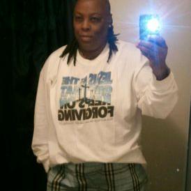 Profile Picture of Lisa Denise Ricketts (@Shy1729) on Twitter