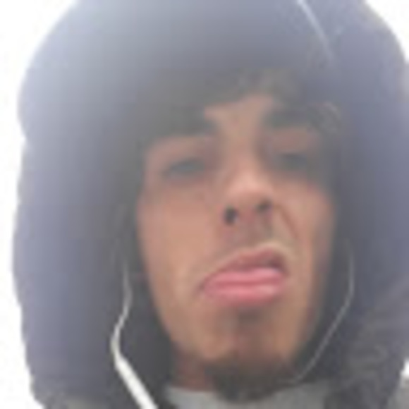 Profile Picture of Tim Schroeder (@timschroeder939) on Poshmark