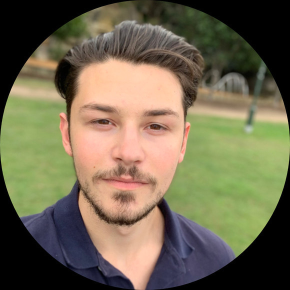 Profile Picture of Peter Holmes (@peterholmes905) on Poshmark