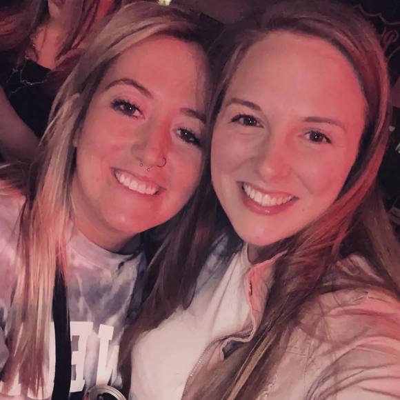 Profile Picture of Taylor Tanner (@taylortanner12) on Poshmark